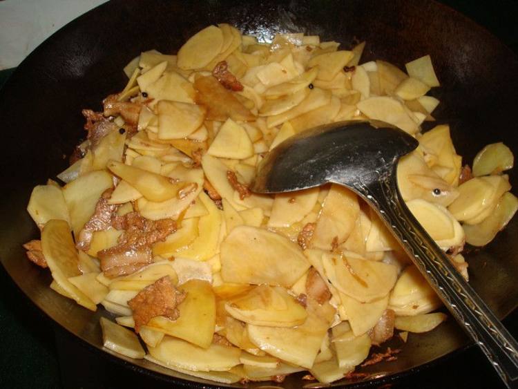 酱香土豆片步骤7