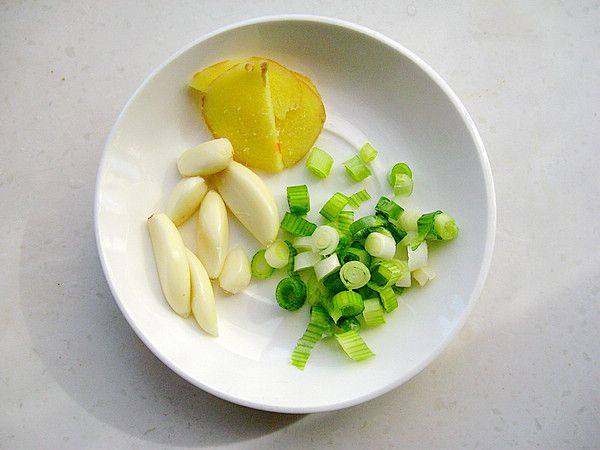 杏鲍菇炒牛肉步骤3