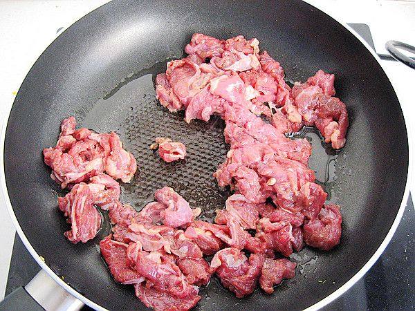 杏鲍菇炒牛肉步骤5