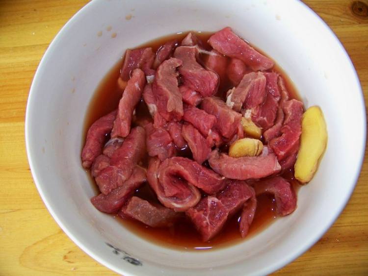 自制香辣牛肉干步骤2