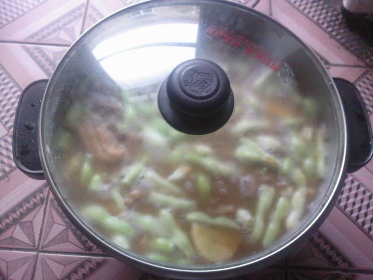 土豆肉片炖豆角步骤10