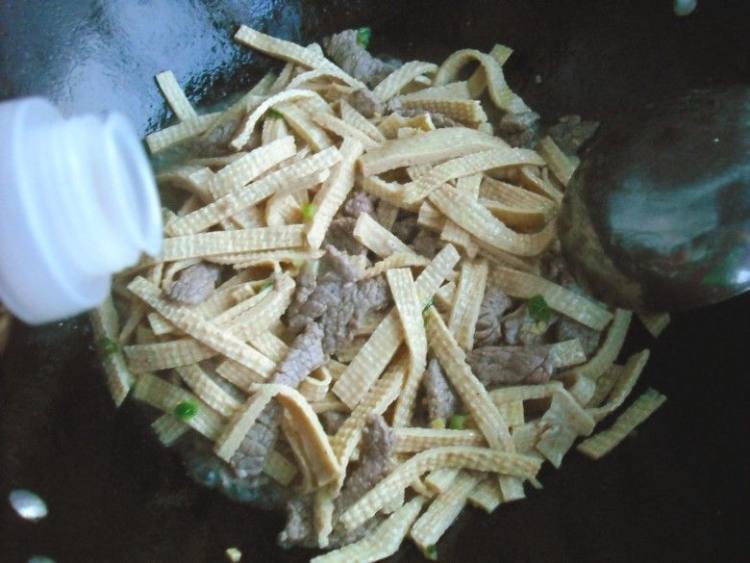 牛肉千张步骤7