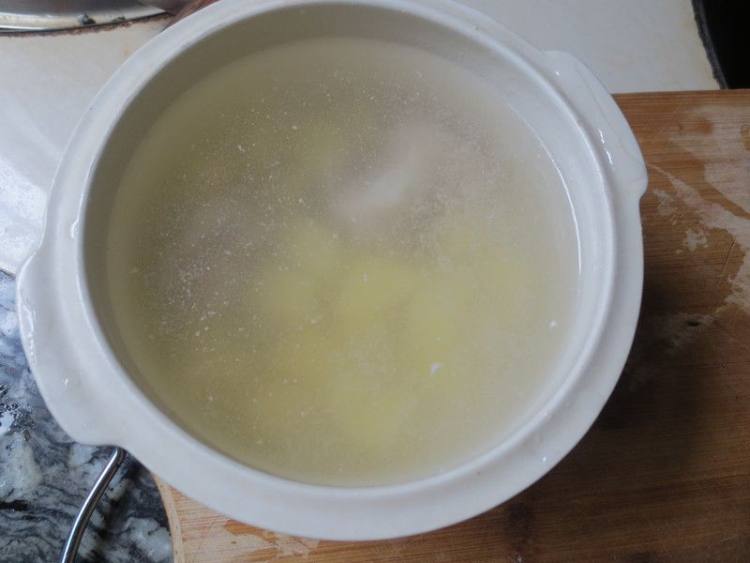 土豆排骨粥步骤6