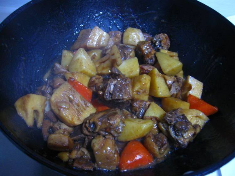 竹笋土豆烧鸡块步骤10