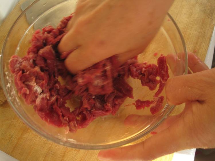 滑嫩牛肉汤步骤4