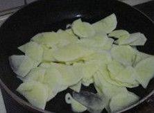 青椒炒土豆片步骤4