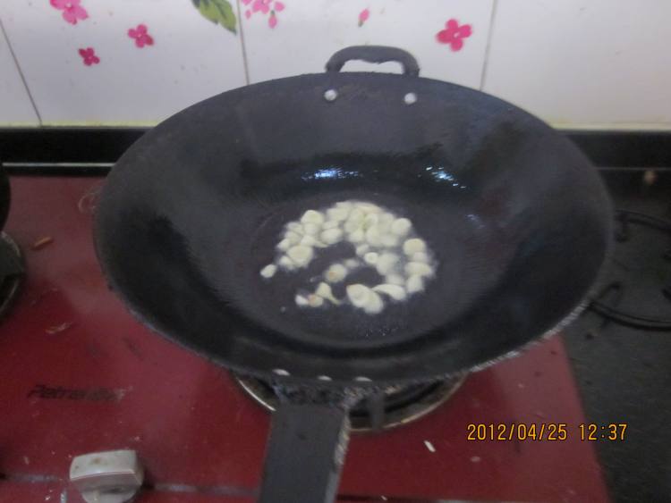 土豆炒粉条步骤5