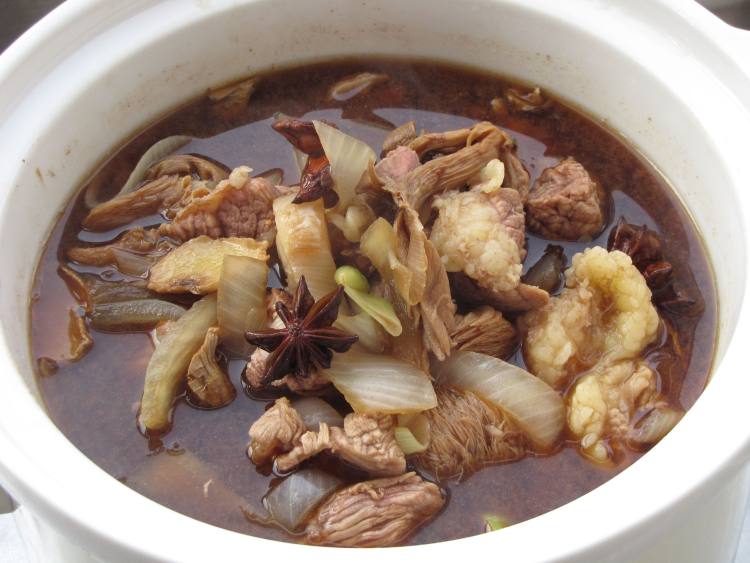 电锅煮牛肉步骤6