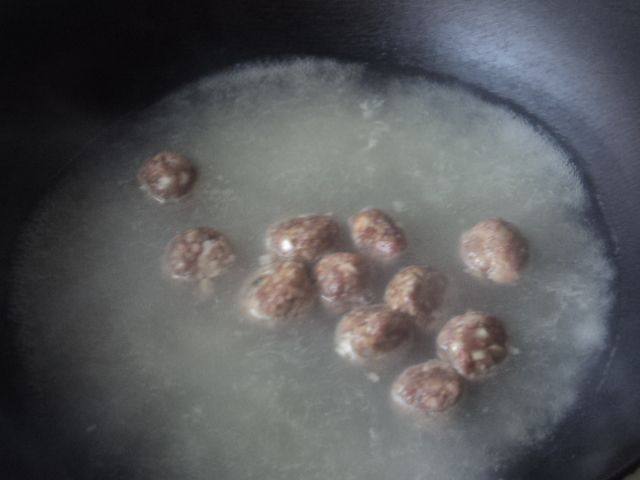 牛肉菠菜粉丝汤步骤5