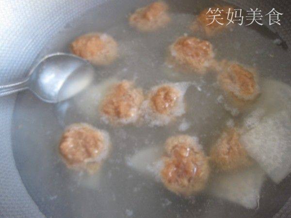 双色丸子汤步骤7