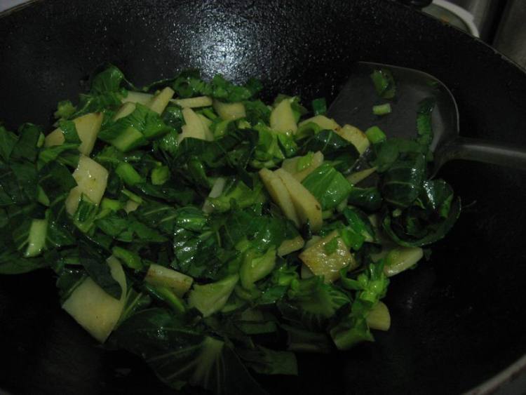 青菜土豆步骤5