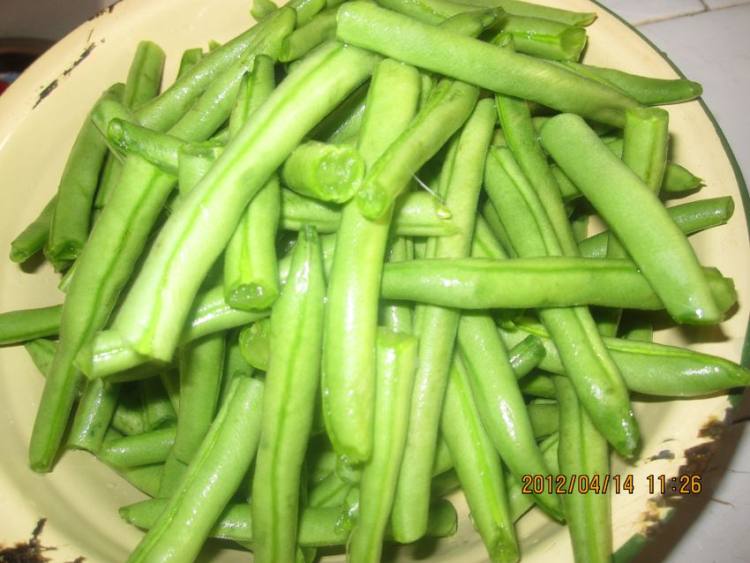 土豆豆角炖肉步骤3