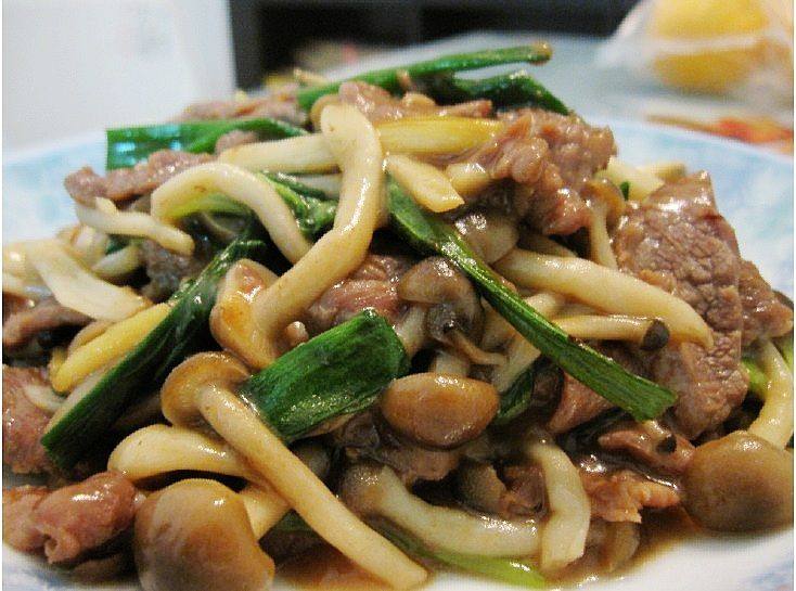 蟹味菇炒牛肉步骤6