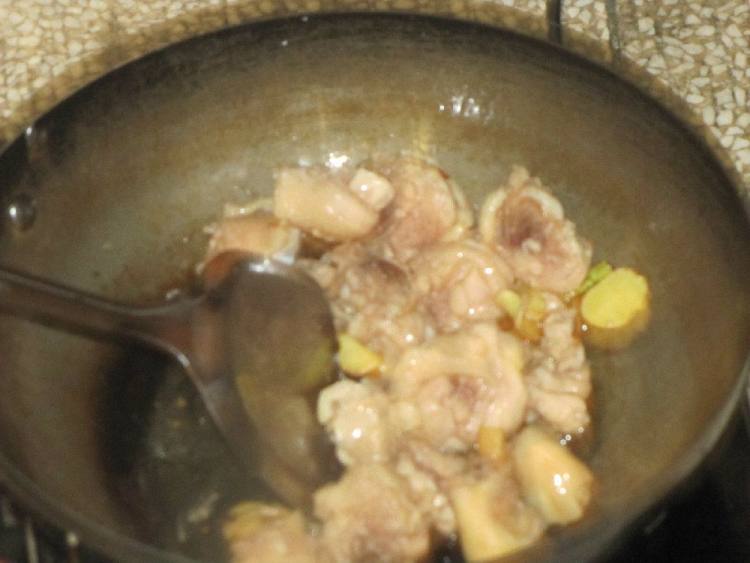 鸡块土豆步骤4