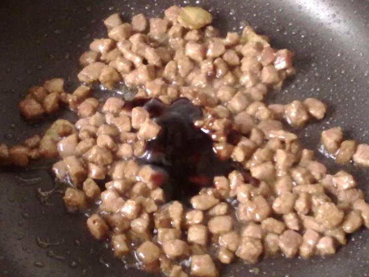 蚝油牛肉丁步骤10