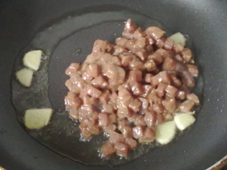 蚝油牛肉丁步骤9