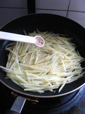 葱香土豆烙步骤6