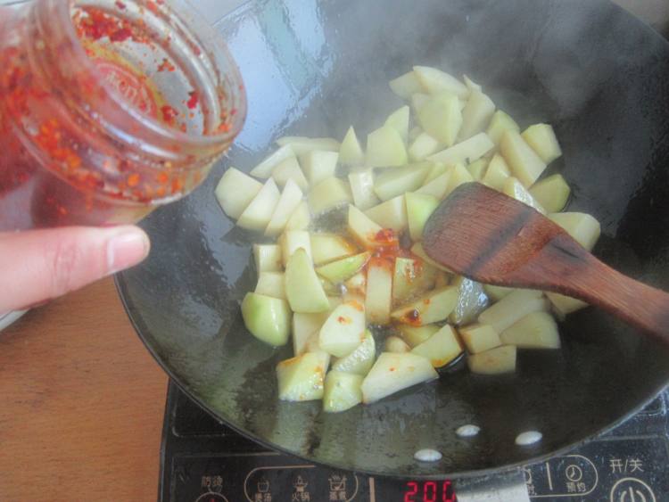 清炖土豆块步骤6