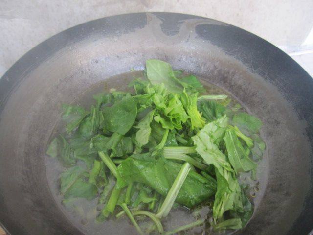 菠菜土豆汤步骤7