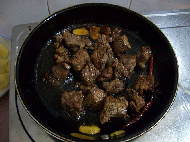 红烧土豆牛肉步骤5