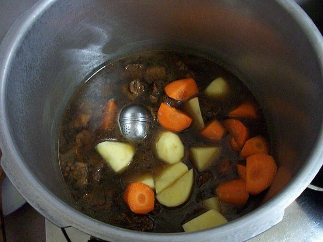红烧土豆牛肉步骤8