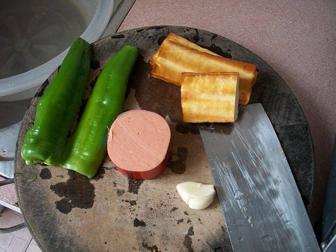辣椒炒豆干步骤1