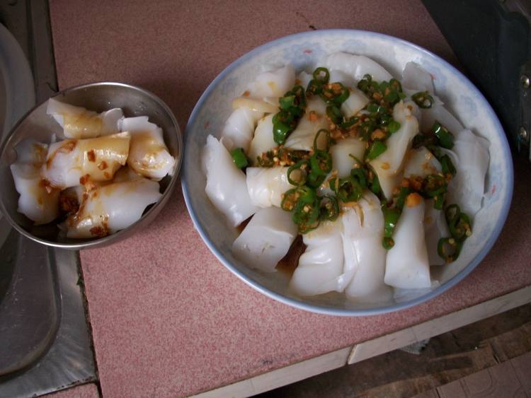 蒸肠粉步骤3