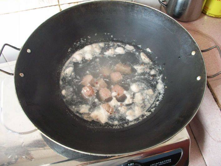 清炖萝卜牛肉步骤3