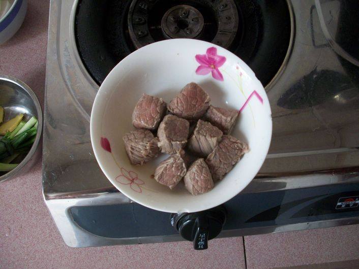 清炖萝卜牛肉步骤4