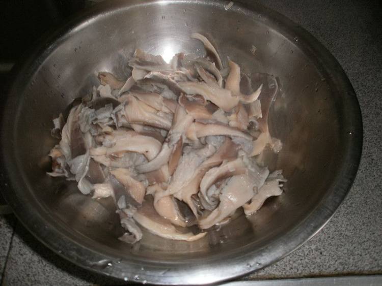 鲜蘑肉片步骤4