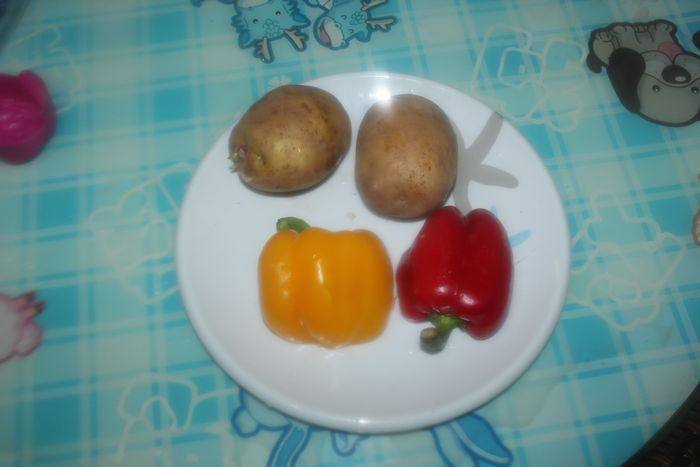 彩椒炒土豆丝步骤1