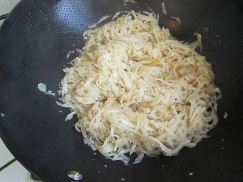 清炒白萝卜步骤5