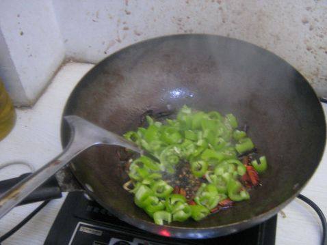 辣椒炒豆腐步骤6