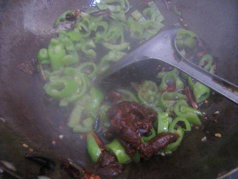 辣椒炒豆腐步骤7