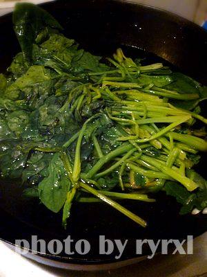 菠菜蚝油牛肉步骤2