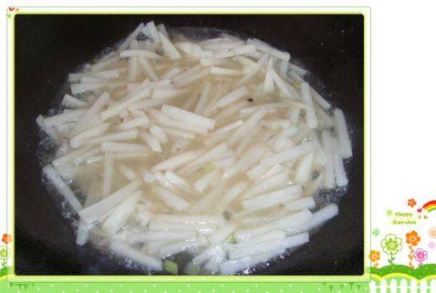 白萝卜炒牛肉步骤6