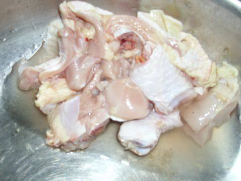 土豆烧鸡腿步骤2