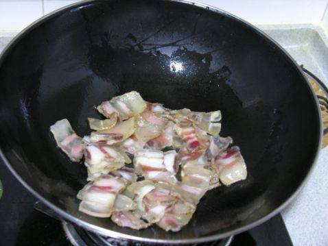 腊肉笋衣步骤2