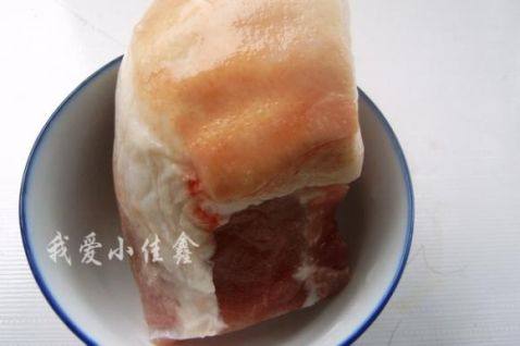 香辣肉块步骤1
