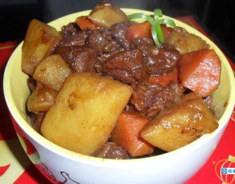 土豆炖牛腩步骤5