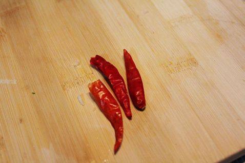蒜味香芹土豆丝步骤4