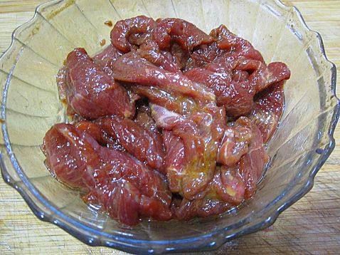 黑豆芽炒牛肉步骤2