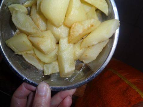 甜辣土豆排骨步骤3