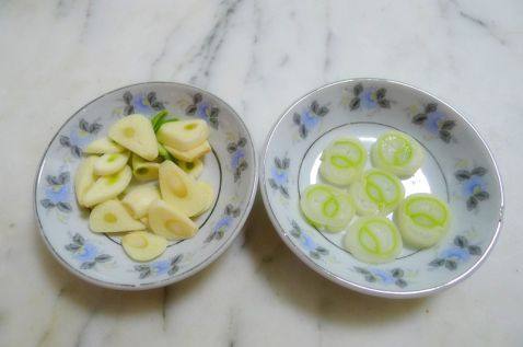 土豆炖扁豆步骤2