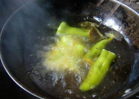 青椒包肉步骤7