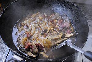 牛肉焖粉皮步骤9