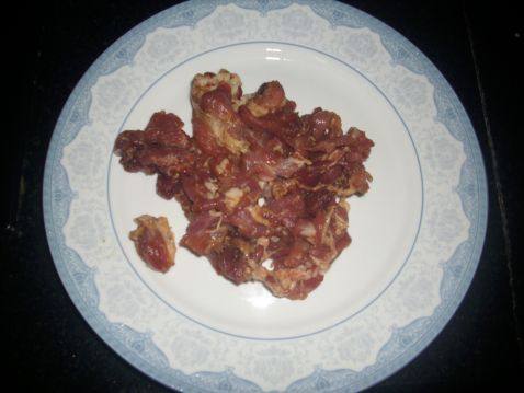 土豆丁炒肉片步骤1