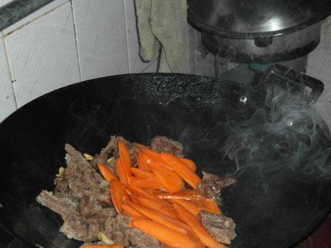 蘑菇胡萝卜牛肉步骤6