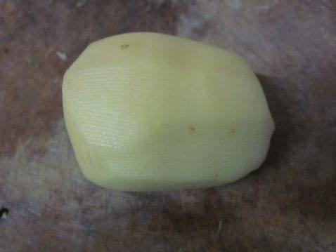 糖醋土豆片步骤1