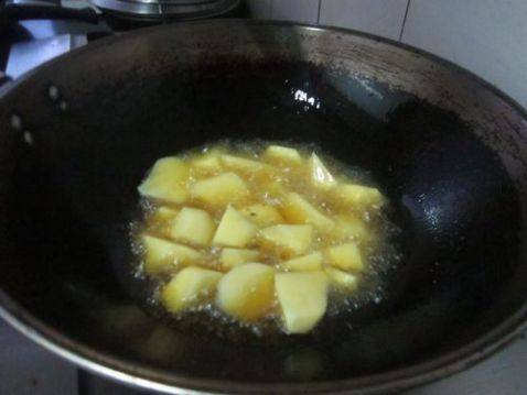 土豆挂浆步骤5